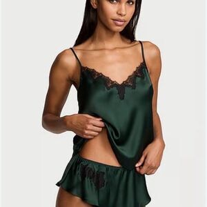 Victoria's Secret Green Satin Lace Cami & Shorts Set Women's M Sleepwear NWT